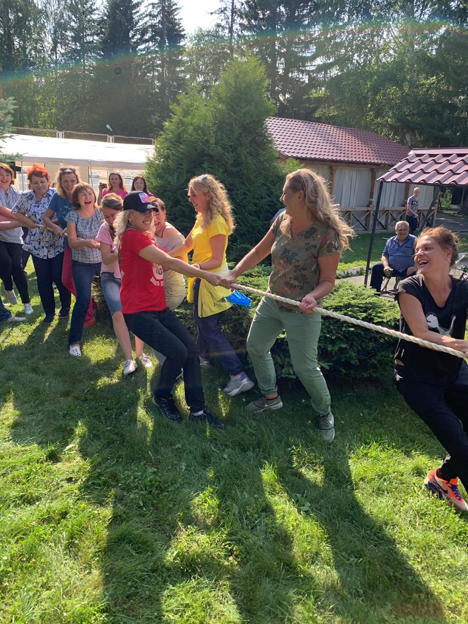 С днём строителя!