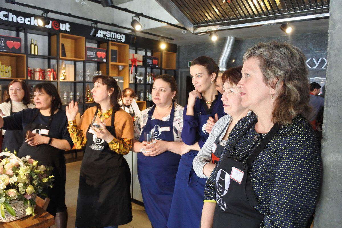 8 марта на кухне