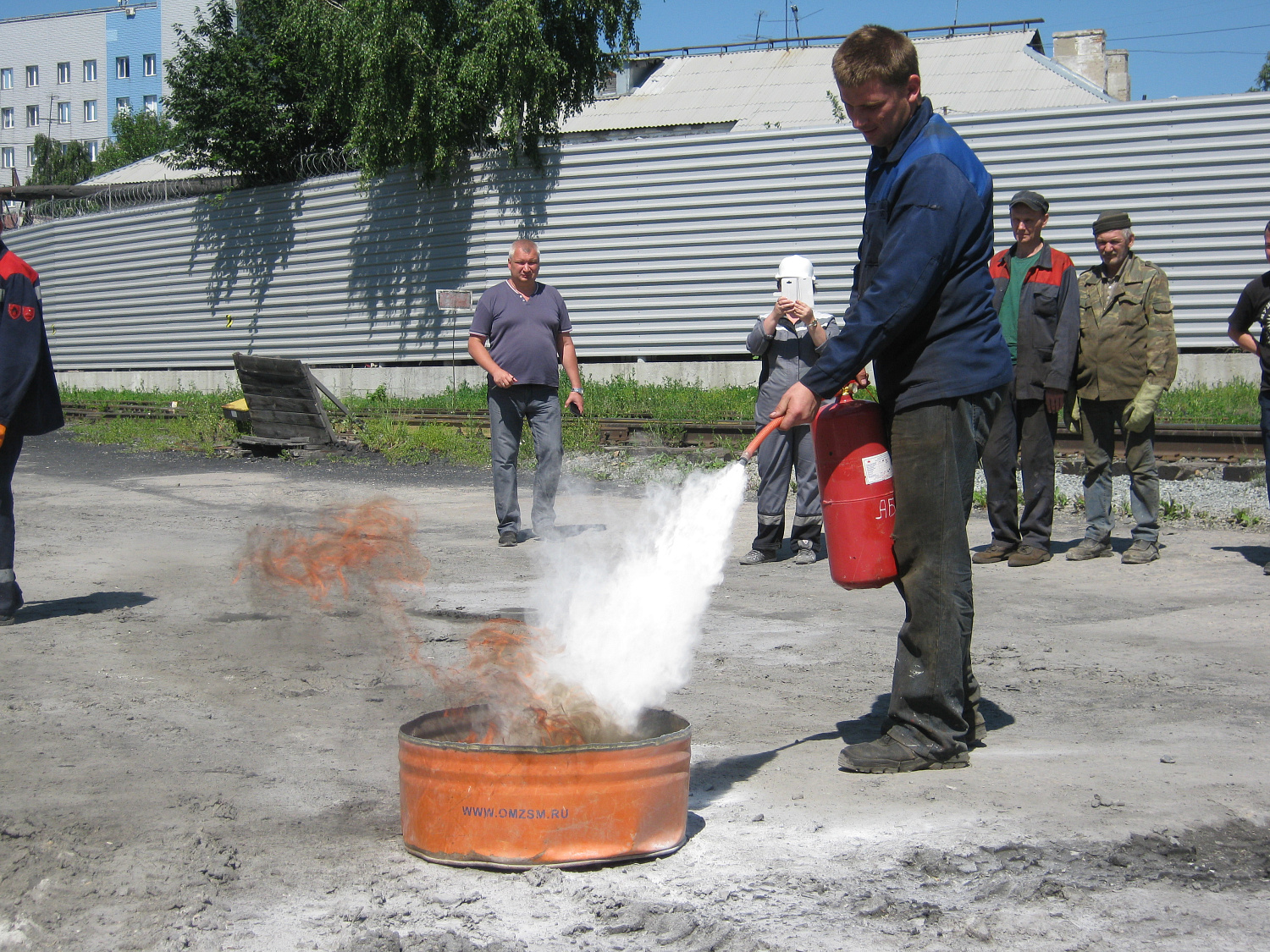 К борьбе с огнем готовы