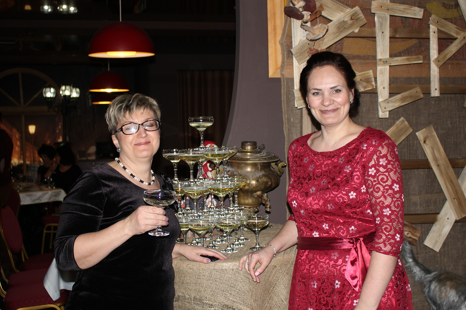 Это просто театр какой-то!